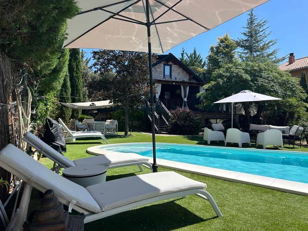 La Amapola Villa Valdemorillo Eksteriør bilde